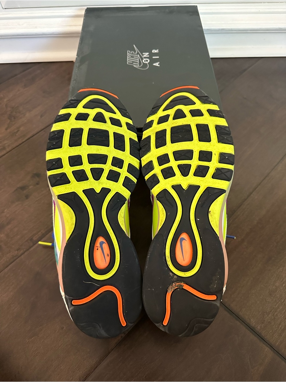 Nike Air Max 97 “On Air: London Summer of Love” - Picture 6 of 9
